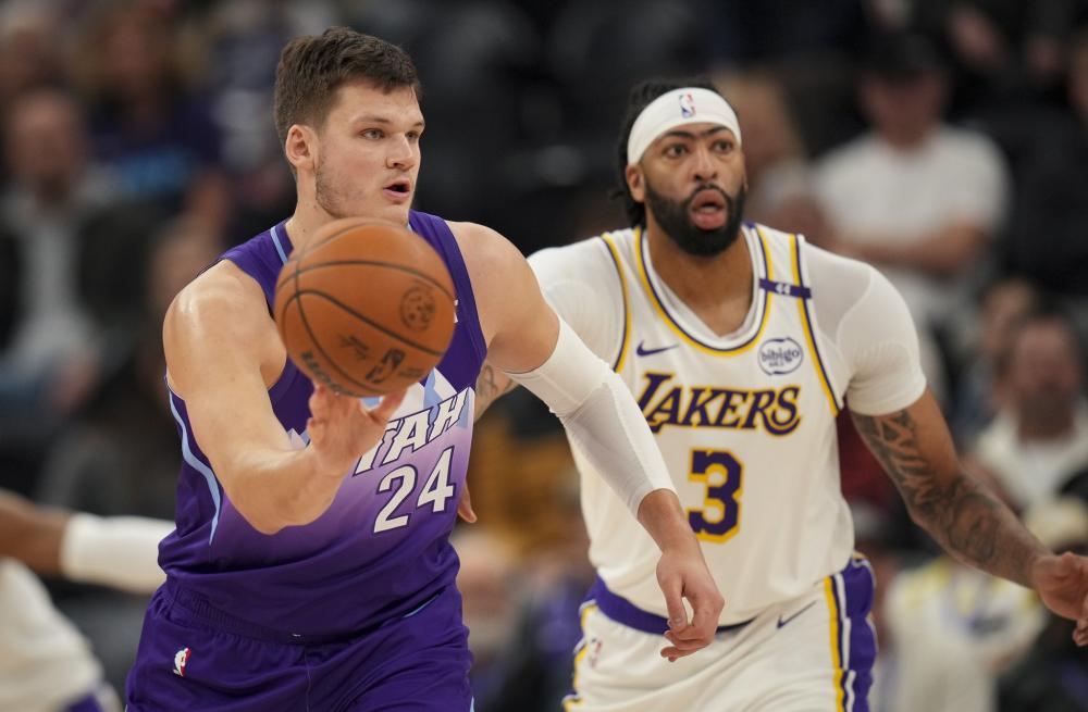 虽然动作被 虽然动作被